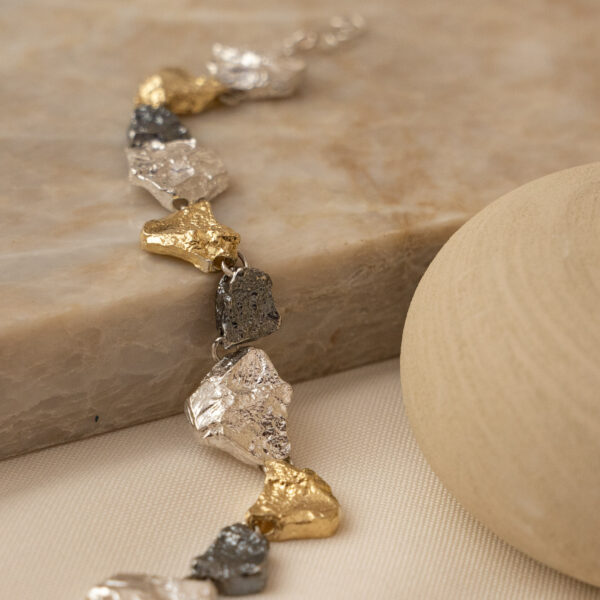 Hearthstone Bracelet open