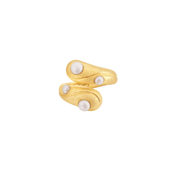 PEARL-RING-GOLD-Photoroom